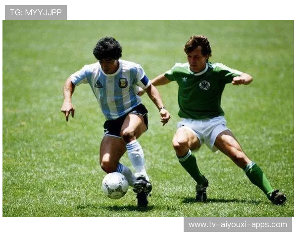 马特乌斯高度评价马拉多纳：最佳球员无疑，马特乌斯十佳球